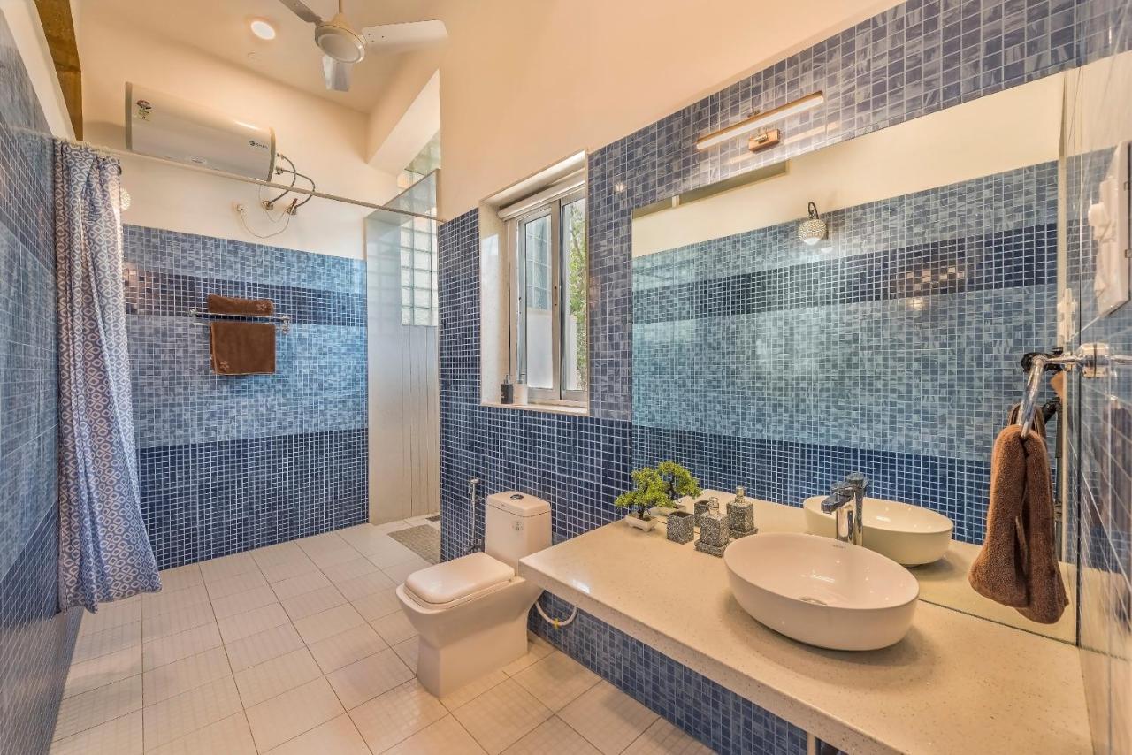 Saffronstays Roselle, Malavli - Pet-Friendly Pool Villa With Modern Interiors لونافالا المظهر الخارجي الصورة
